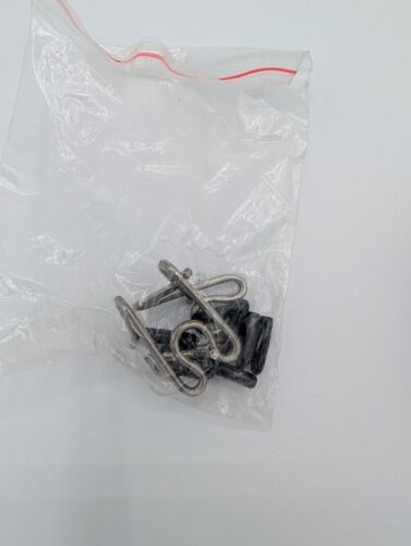 Small Prong Dog Training Collar w/ Rubber Tips, Stainless Under 40lb Open Box - Picture 5 of 6