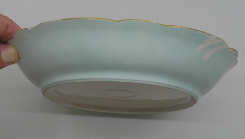 VINTAGE HAND PAINTED PORCELAIN BOWL w FLOWERS, BLOSSOMS & LEAVES - Picture 5 of 6