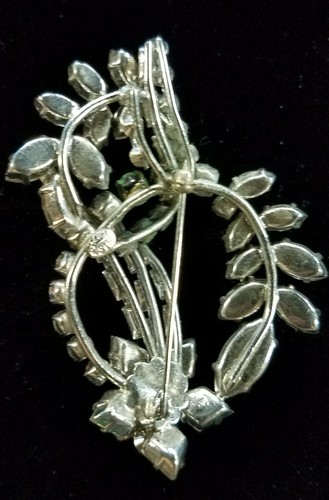 Vintage Elegant Silver Rhinestone Brooch Baguette Rhomb Marquis -Signed Austria - Picture 4 of 6