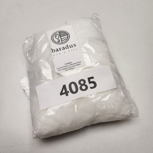 Baradus White Breathable, Portable Ultra Fine Mesh Protection Mosquito Net Cover - Picture 4 of 4