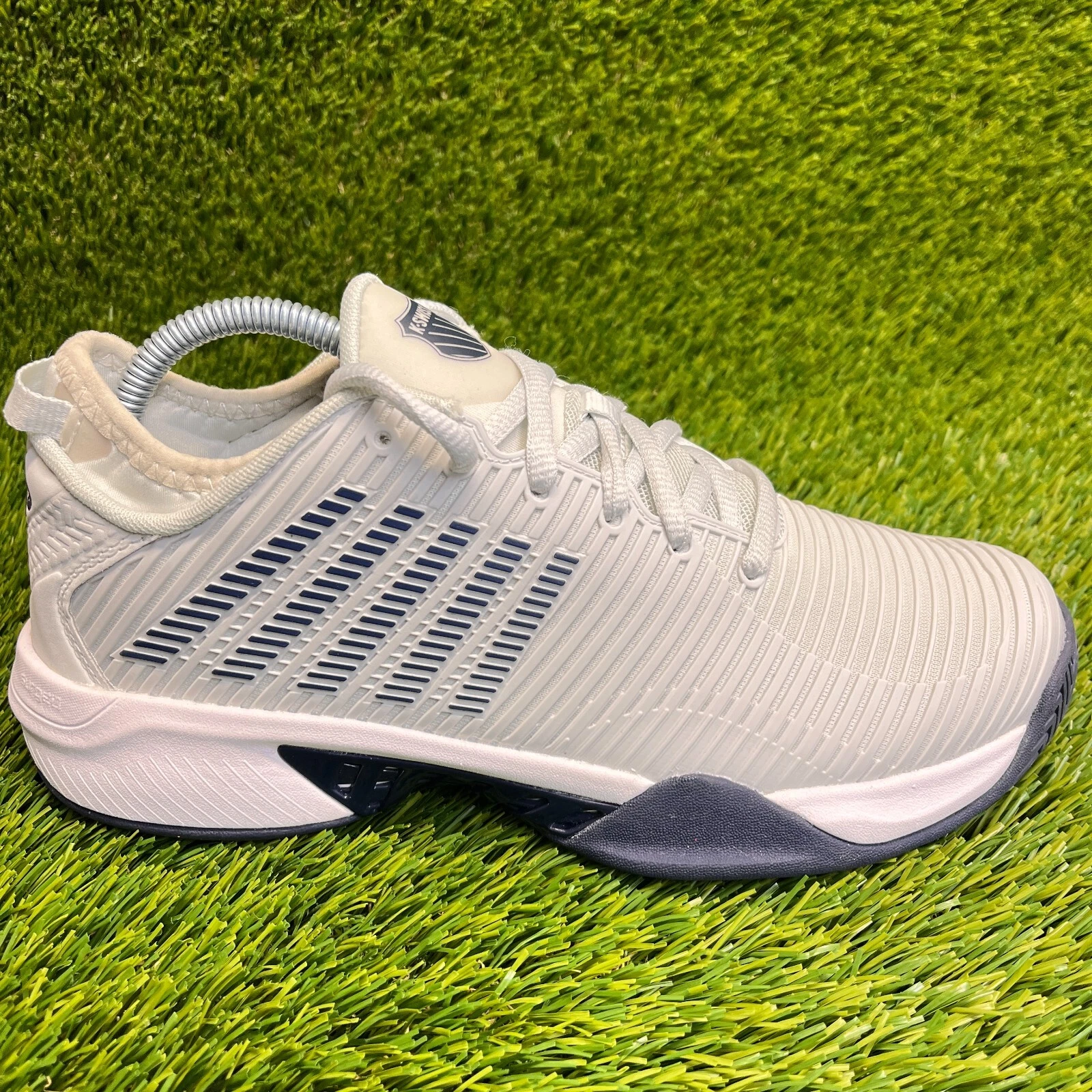 Baskets de tennis de course homme K Swiss Hypercourt Supreme pointure 7 gris blanc