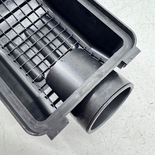 KIA PICANTO MK2 AIR BOX COVER TOP ENGINE TRIMN 28110-04000 1.0 PETROL G3LA 11-14 - Picture 10 of 12