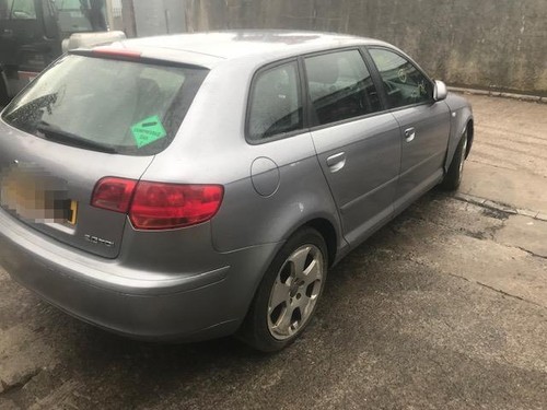 AUDI A3 Mk2 8P 2003-2008 Engine 2.0 tdi bkd - Picture 4 of 9