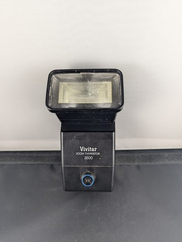 Vivitar Zoom Thyristor 3500 Shoe Mount Flash - Picture 1 of 3