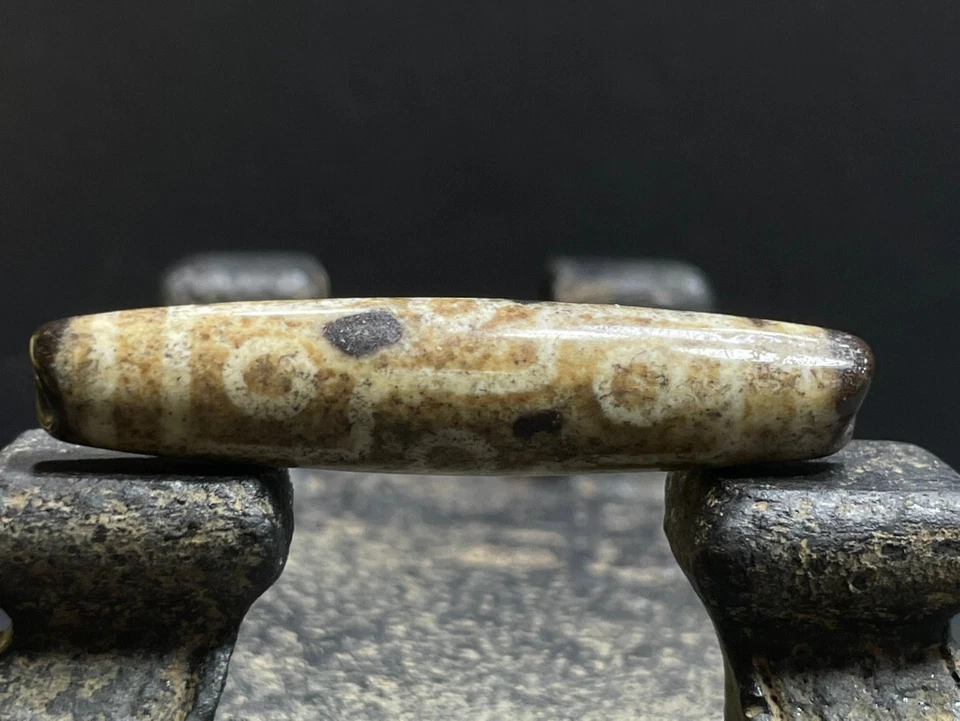 Tibetan Nepalese Himalayan Bead Ancient agate Old Dzi Talisman 9 eye Bead Amulet - Image 3 of 4