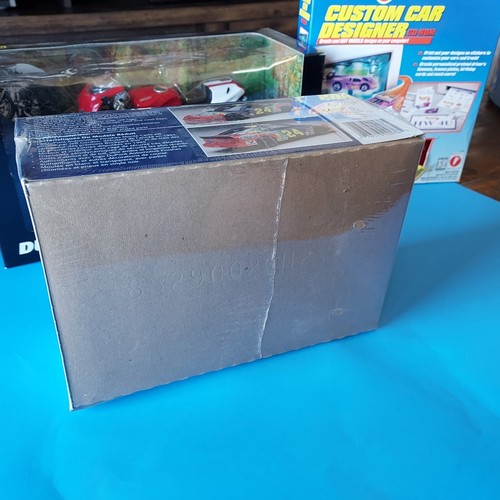 JEFF GORDON Monogram 1:24 Model Kit Rainbow Warrior Car Chevy Monte Carlo Sealed - Picture 2 of 2