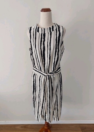 Veronika Maine Striped A-line Dress Size 12 Tie Belt Front Fabric Europe - Picture 1 of 10