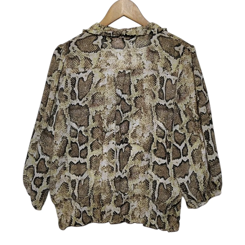 Blusa Violeta & Claire Talla S Estampado Serpiente Volantes Frontal y Mangas Camisa Pull On Foto 2 de 4