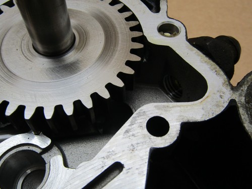 BMW K75RT 1995 85,489 miles oil and water pump (8232) - Picture 4 of 8