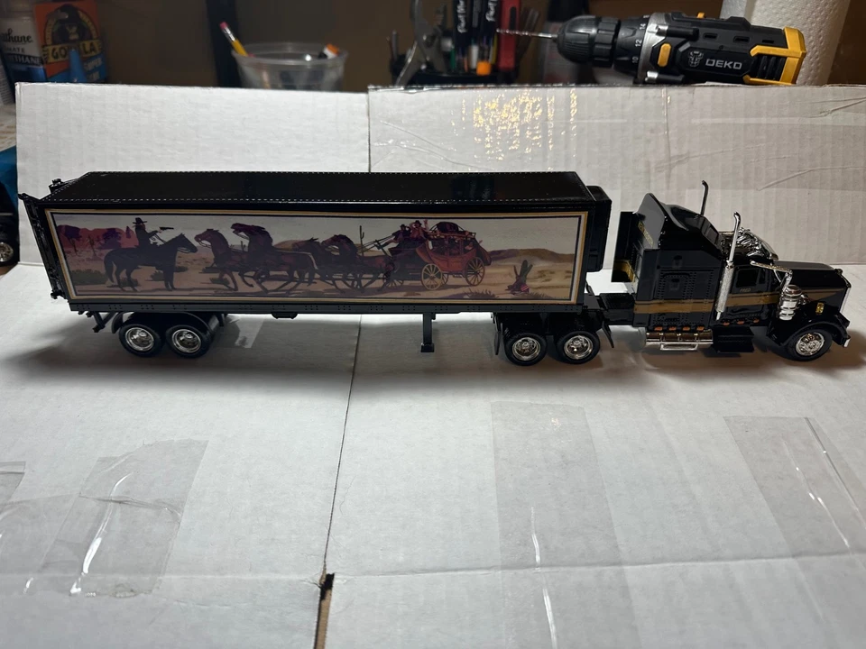 Smokey & the Bandit custom 1/43 scale - Image 4 of 4
