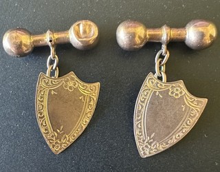 Antique 9 Carat Gold Cufflinks Barbell no monogram 4.03 grams Valued at $950