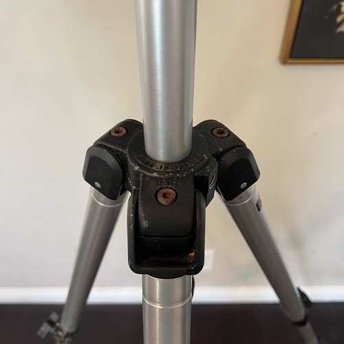 Bogen 6’ Ft Professional Tripod w/ 3126 Head Made in Italy - Picture 6 of 17