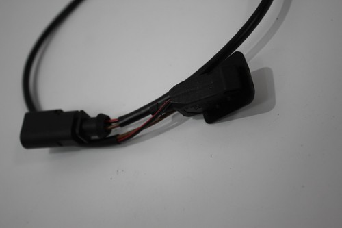 Audi A3 8L Heated Windscreen Washer Jet New Genuine 8L0955988A - Picture 8 of 13