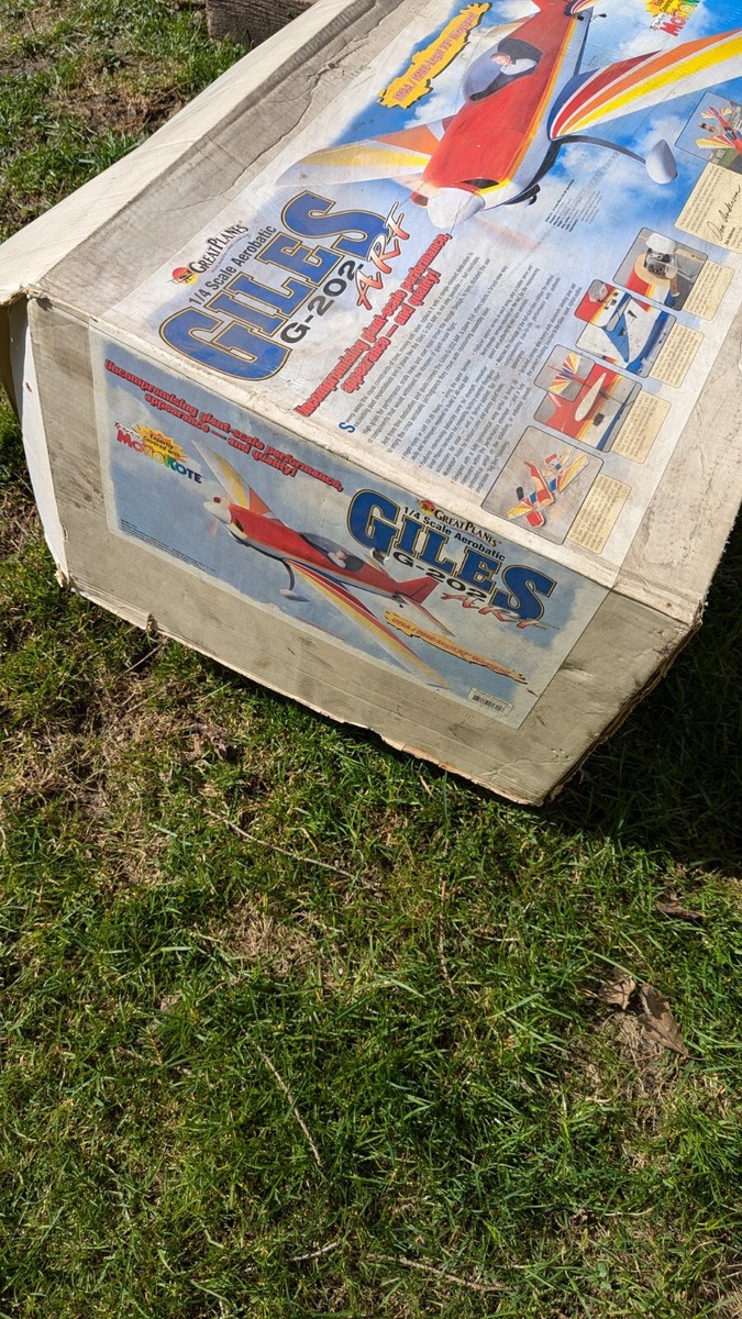 グレートプレーンズ　GILES G-202 46-61 ラジコン飛行機　エンジン GREAT PLANES - Giles G-202 Kit - 59.5