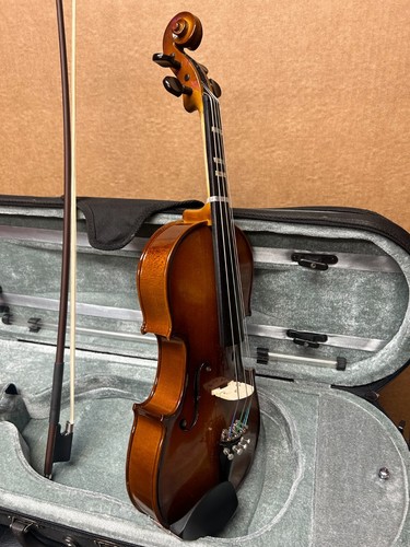 Torrelli Viola 12" With Case and Bow - Picture 4 of 17