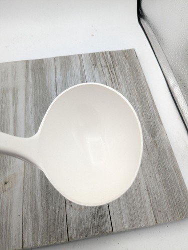 Pyrex White Plastic Cooking Spoon Ladle With Hanging Hole For Kitchen Use - Picture 8 of 8