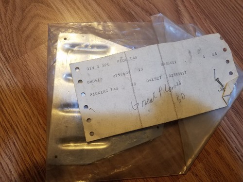 New Cessna 182 Bracket Hinge LH PN# 0752609-13