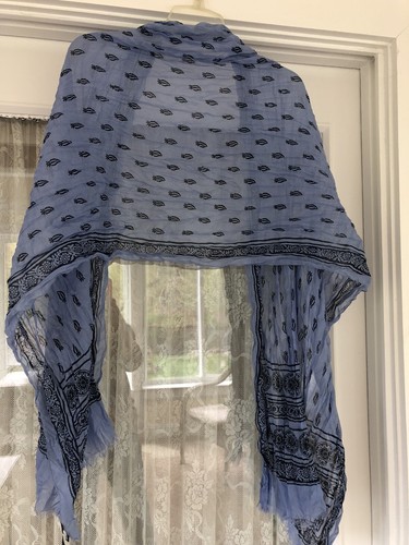 NWT Bananna Republic Lite-weight Scarf/Shawl Blue BoHo Design 75x29 India - Picture 2 of 4