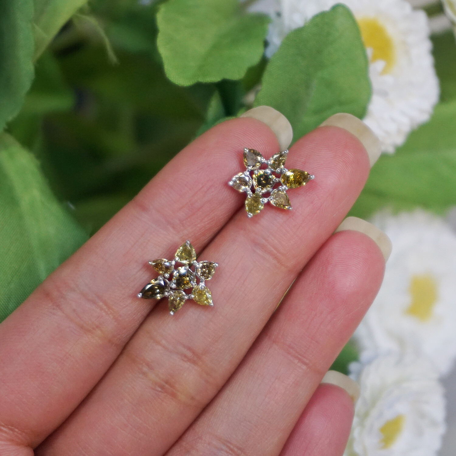 Solid 18 K White gold Pave Natural color Diamond Stud Earrings Handmade Jewelry Solid 18 K White gold Pave Natural color Diamond Stud Earrings Handmade Jewelry