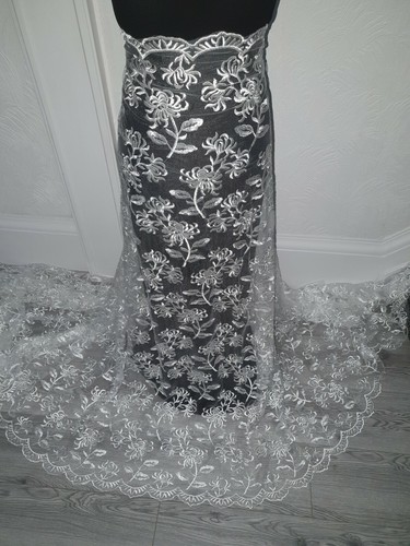 2M Off white Ivory BRIDAL BOTH SIDE SCALLOPED LACE EMBRIOUDED FABRIC 52" wide - Picture 8 of 12