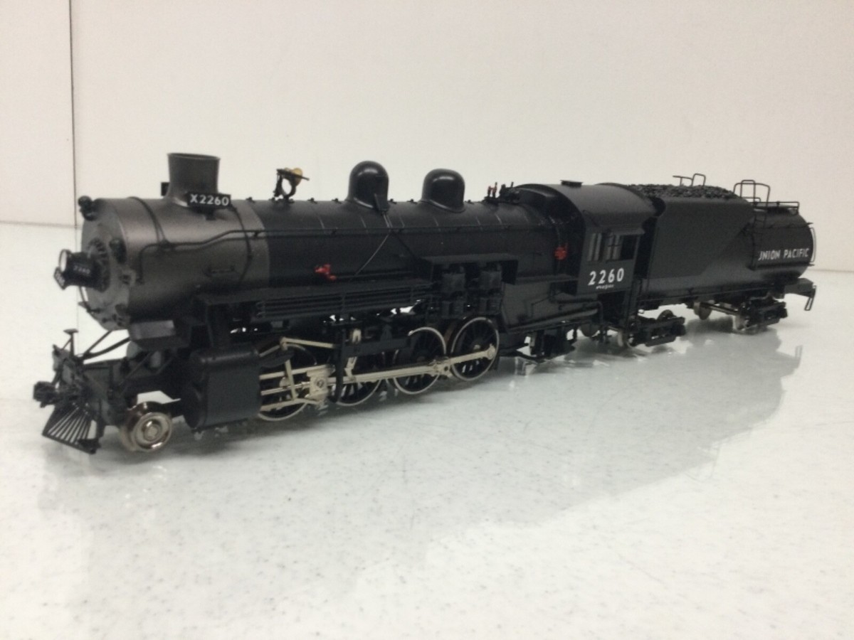 O SCALE BRASS SUNSET 3RD RAIL 3 RAIL UP 2-8-2 #2260 STEAM