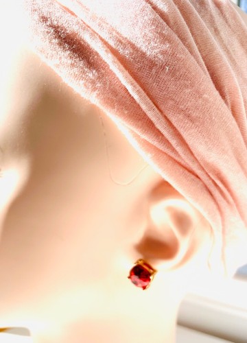 NEW Small Red Glitter Stud Earrings Pierced Post Back GORGEOUS Nickel Free !!! - Picture 5 of 9