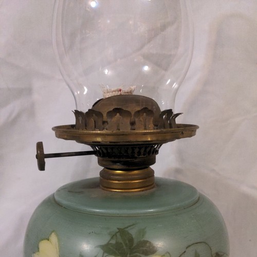 Vintage Hand Painted Green Floral Brass Oil Lamp Cottagecore Beautiful! - Picture 2 of 8