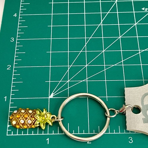 Pineapple Keychain Zipper Pull Purse Charm Gold Tone Crystal Tropical Island - Picture 8 of 8