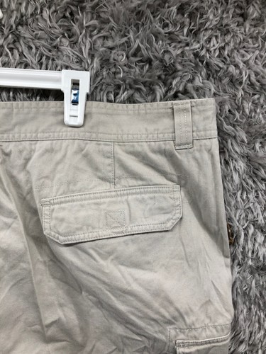 Islander Khaki Cargo Shorts Mens Size 42 Mid Rise - Picture 9 of 12