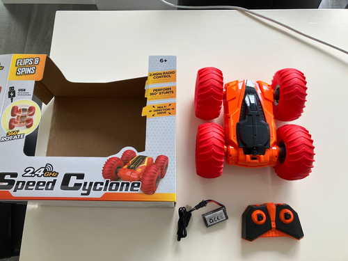 Speed Cyclone ferngesteuertes Auto, 360° dreht und klappt - KOSTENLOSER VERSAND!