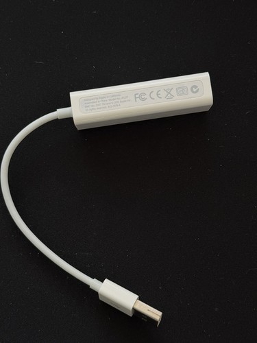 Apple USB to Ethernet Adapter MC704LL/A A1277 - vintage from 2010 - Picture 2 of 3