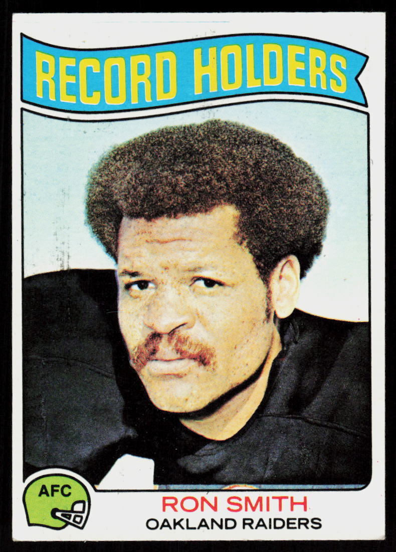 1975 Topps Ron Smith #356 FOOTBALL Oakland Raiders
