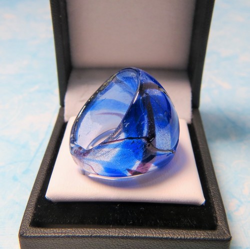 Cobalt Blue & Black Loose Plaid on Silver & Gold Foil Hand Blown Glass Ring 7.5 - Picture 3 of 3