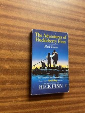 The Adventures Of Huckleberry Finn by Mark Twain - Pub: Puffin/Penguin - 1993 PB