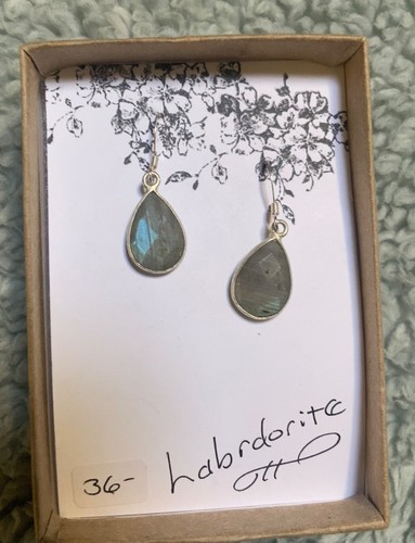Labradorite And Sterling Silver Earrings dangle - Picture 3 of 5
