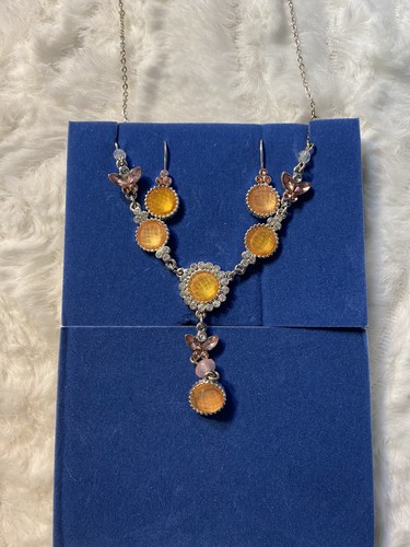 Avon Costume Jewelry Necklace And Earrings Set New