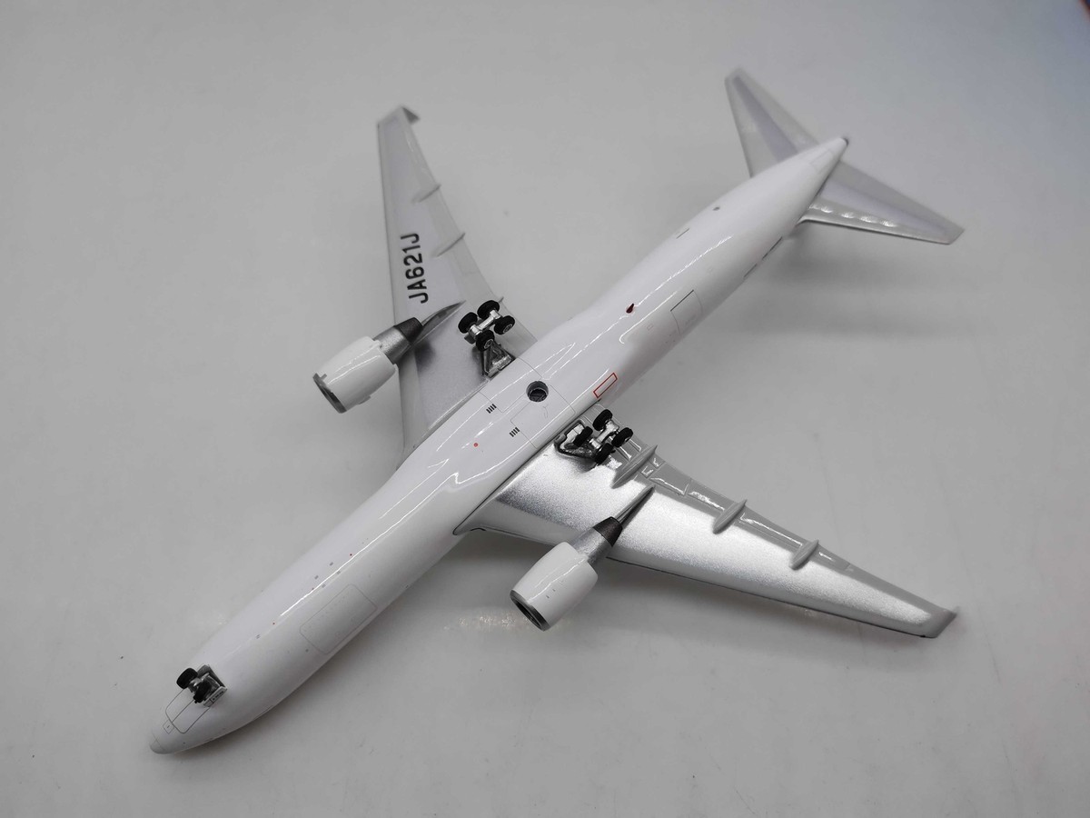 1:400 Phoenix JAPAN AIRLINES BOEING B767-300 Airplane
