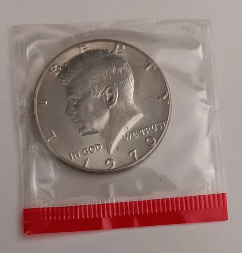1970-D KENNEDY HALF DOLLAR UNC STILL SEALED IN SOFT PLASTIC FROM MINT SET
