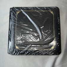CREATIVE MEMORIES BLACK WITH GOLD SCRAPBOOK ALBUM 5  X 7  W/ PAGES   NEW