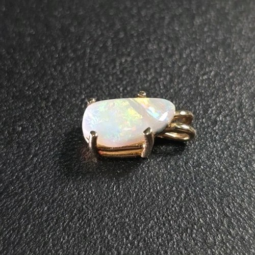 Colgante de ópalo natural de oro amarillo de 14k - Imagen 3 de 7