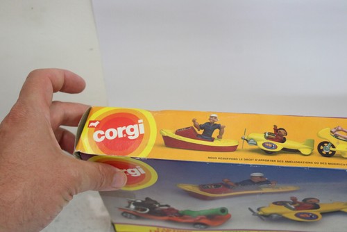 Corgi Toys Gift Set 3084 Cartoon Characters 1980 in original box Pink Panther - Picture 6 of 13