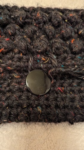 Vintage Häkel Umhängetasche schwarz mit roten Blumen Button Down Verschluss süß - Bild 3 von 9
