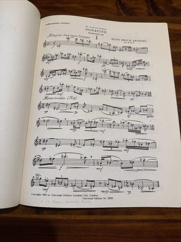 H.E. Apostel Sonatine Klarinette Solo Music Book - Picture 3 of 3