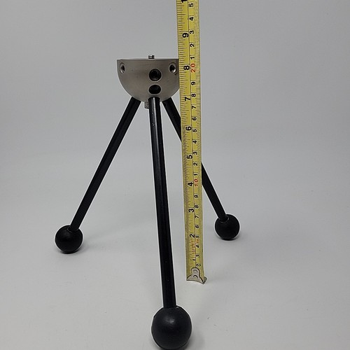 Novoflex Basic Pod Mini Tripod Base with Legs - Picture 6 of 14
