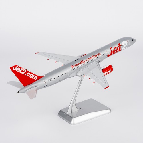 1:200 NGmodels Jet2 Boeing 757-200 G-LSAI aereo passeggeri modellino aereo pressofuso - Foto 3 di 13