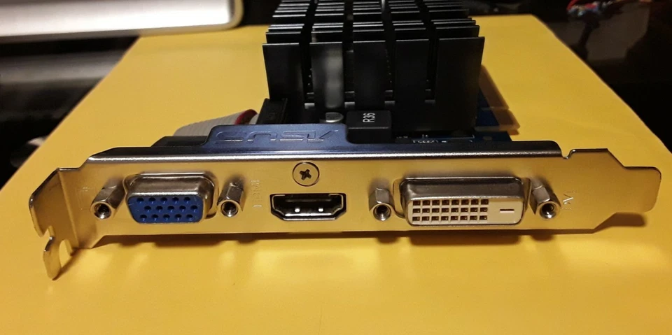 ASUS NVIDIA GEFORCE GT630-SL-2GD3-L 2GB GDDR3 GRAPHICS CARD - Image 3 of 3