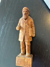 Leo Arbour sculpted Figure Folk Art Statue Sculpture Old Man