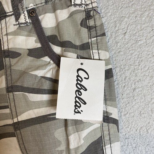 Cabelas Kids  Gray Camo Cargo Pants Girls Sz 7 Rolled Tab Button to Capri - Picture 4 of 9