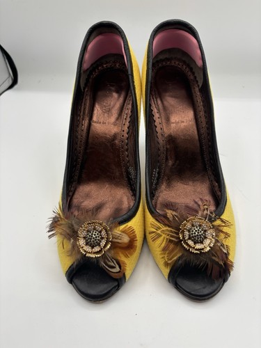 Vintage J. Crew Yellow Feather Crystal Peep Toe Heels Made In Italy Size 8