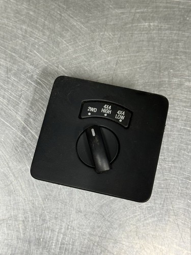 2005-2007 Ford F-250 F350 F450 OEM Super Duty 4x4 Control Switch 5C34-25047A04-C - Picture 2 of 4